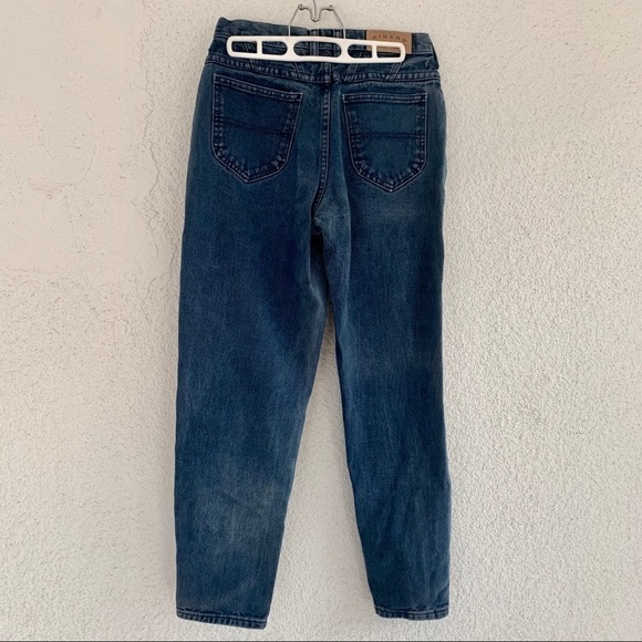 𝅺VINTAGE riders high waisted mom jeans - Picture 4 of 7